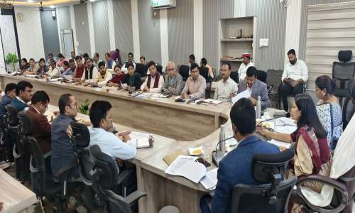 डीईओ ने चल रहे विशेष गहन पुनरीक्षण कार्यो की प्रगति जानी