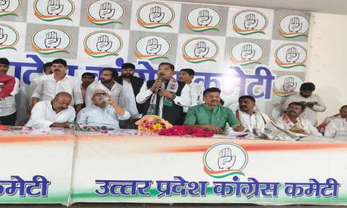सपा छोड़ पूर्व नगर पालिका अध्यक्ष मोहन साहू ने थामा कांग्रेस का हाथ, बांदा में 2027 के टिकट को लेकर सियासी हलचल तेज
