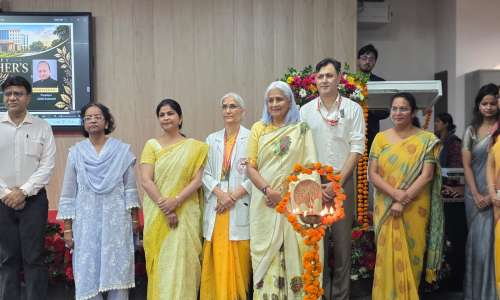 एम्स रायबरेली में शिक्षक दिवस समारोह का आयोजन